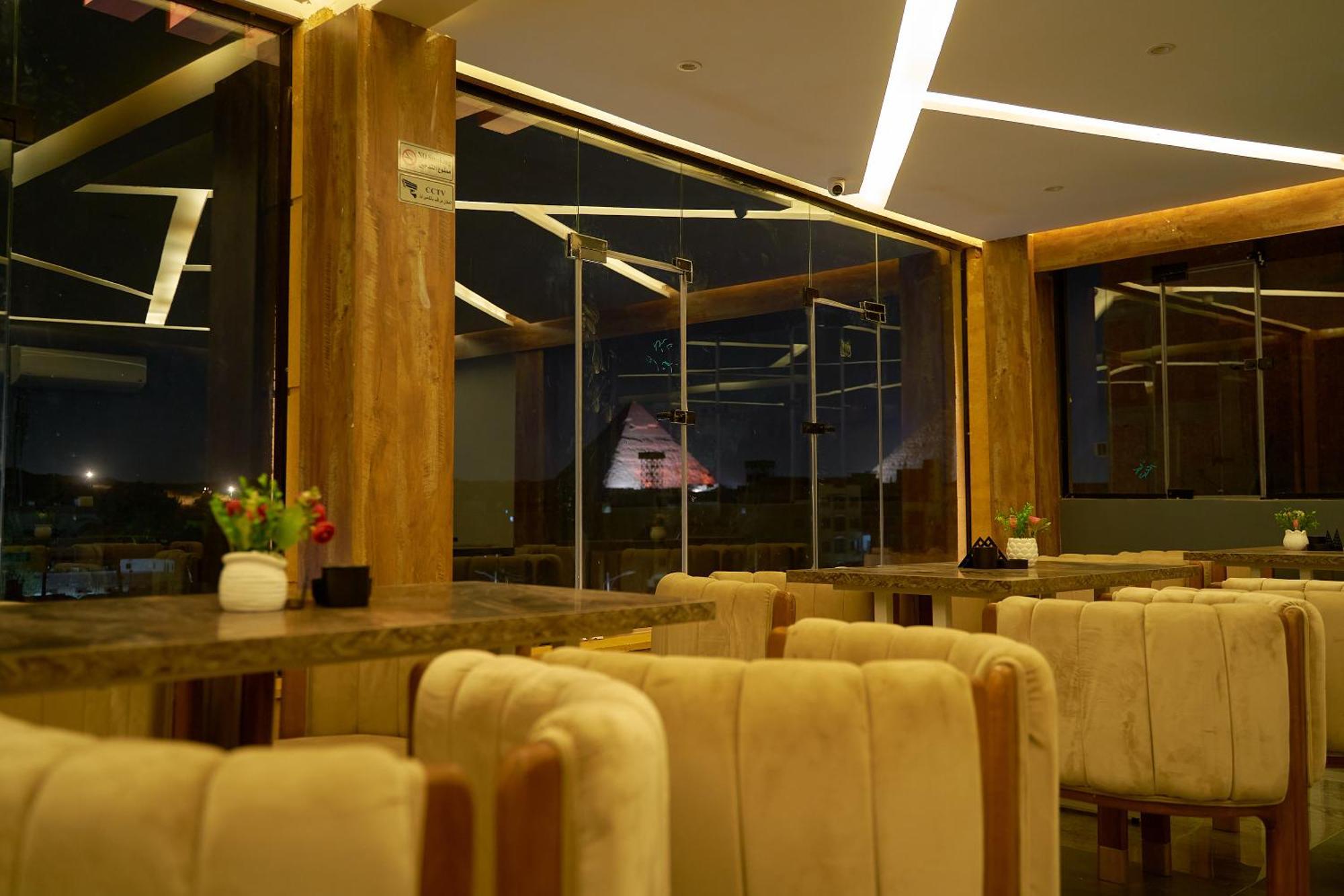 Crown Pyramids View Hotel Giza Exterior foto
